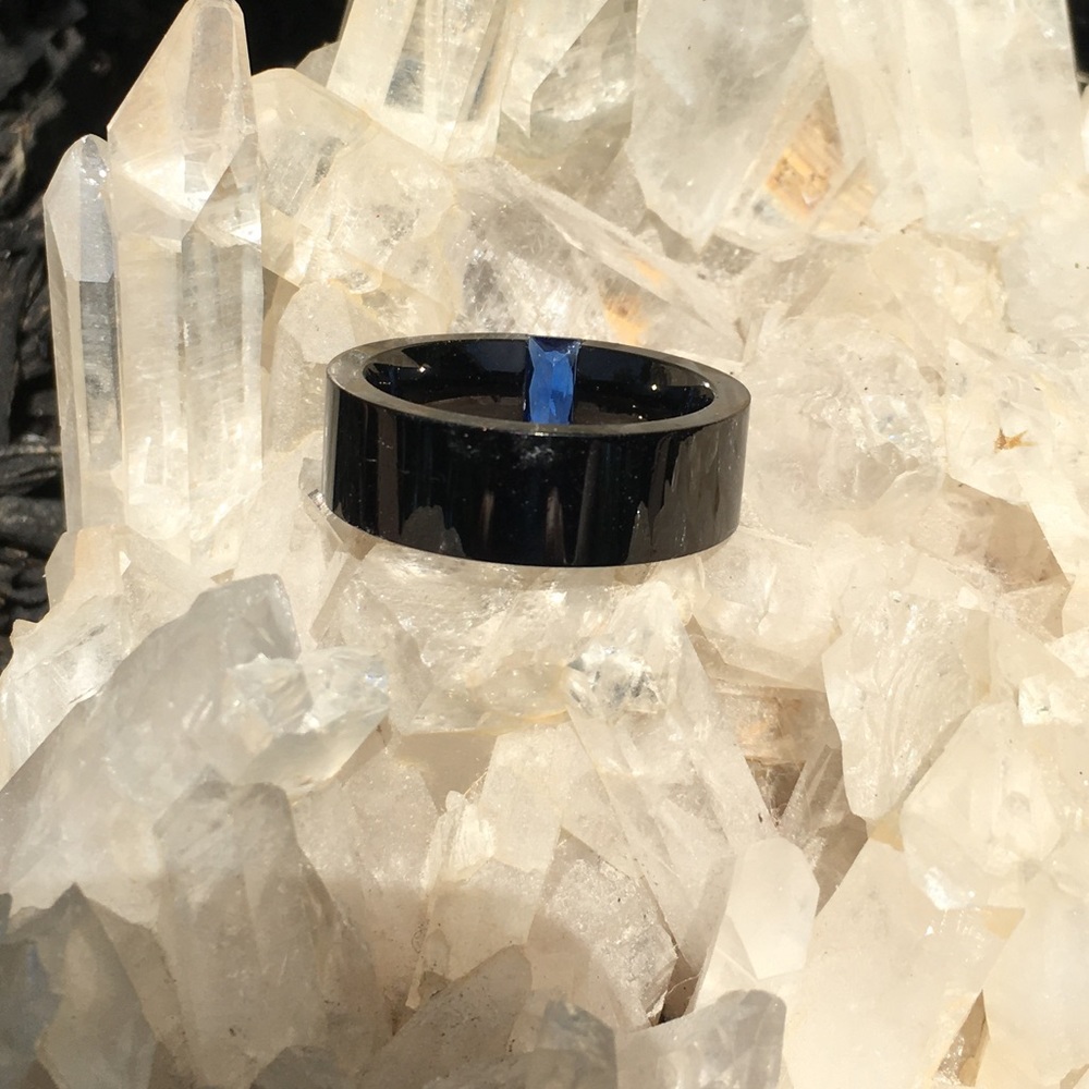 3 “MYSTERY” Rings - 💍💍💍 - Picture 12 of 13